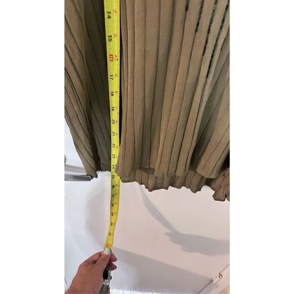 Gaby Tricot Women's Ribbed Short Sleeve V-Neck Tube Sequin Green T-Shirt Size L - Picture 7 of 10